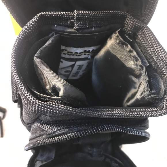 Camera pouch. - Picture 3 of 7